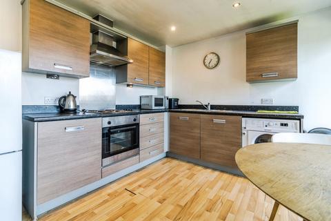 2 bedroom apartment to rent, Elmira Way, Salford M5