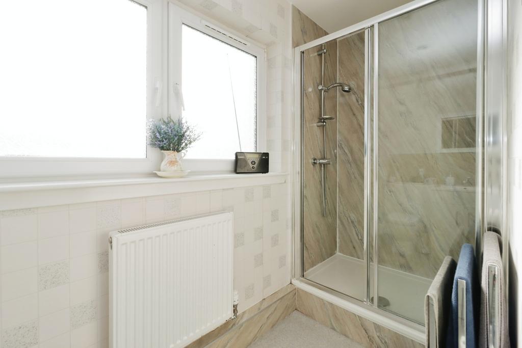 En-Suite Shower