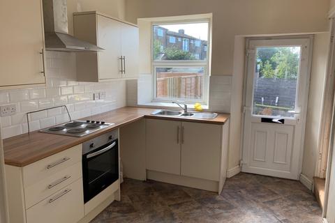 2 bedroom terraced house to rent, Sheffield S13