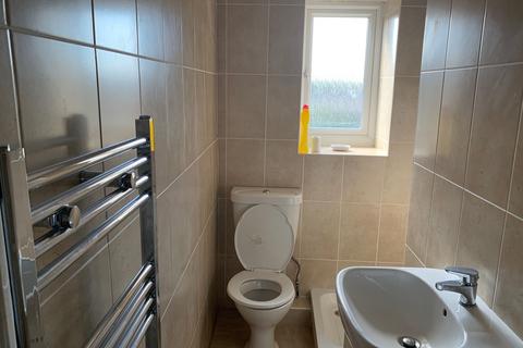 2 bedroom terraced house to rent, Sheffield S13