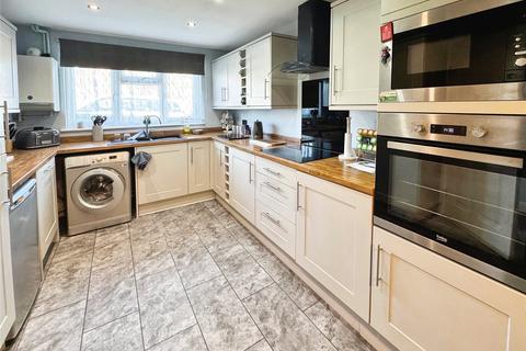 3 bedroom terraced house for sale, Tilebarn Road, East Sussex TN38