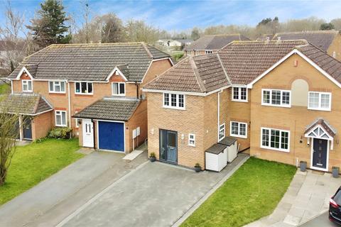 4 bedroom semi-detached house for sale, Knapton Close, Leicestershire LE10