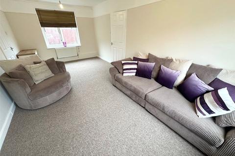 2 bedroom flat to rent, Deloney Road, Norfolk NR7