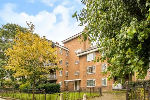 3 bedroom flat to rent, NW8