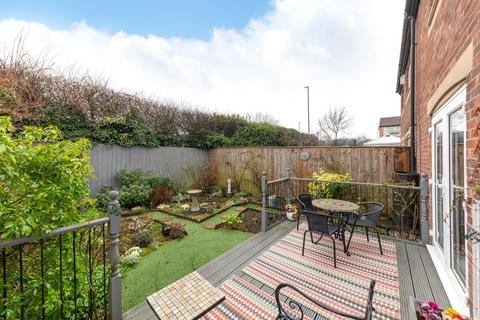 3 bedroom semi-detached house for sale, Milecastle Court, Tyne and Wear NE5