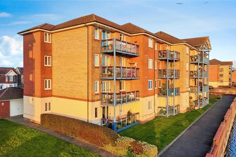 2 bedroom flat for sale, Quayside Road, Hampshire SO18