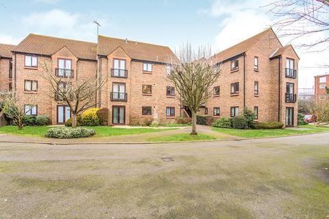 1 bedroom flat to rent, Halsey Road, Hertfordshire WD18