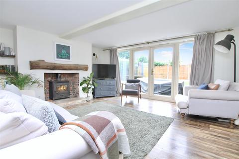 3 bedroom house for sale, Chapel Lane, Caythorpe