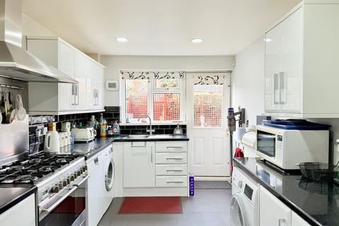 undefined, Catharine Close, Chafford Hundred