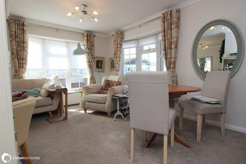 2 bedroom park home for sale, Court Mount, Birchington