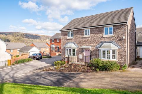 4 bedroom detached house for sale, Mametz Grove, Abergavenny NP7