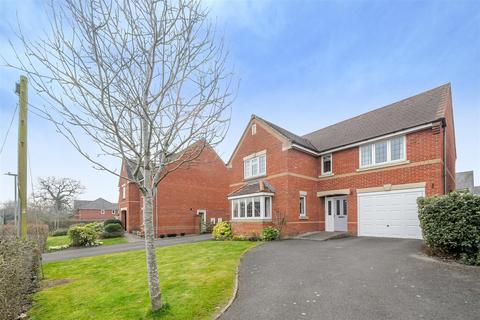 4 bedroom detached house for sale, Green Lane, Devizes