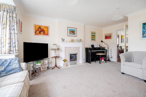 30 Green Lane, Devizes, SN10 5BX