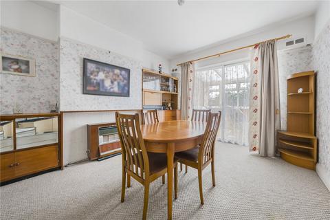 16 Chestnut Grove, Isleworth, TW7 7EZ