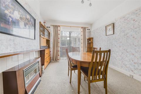 16 Chestnut Grove, Isleworth, TW7 7EZ