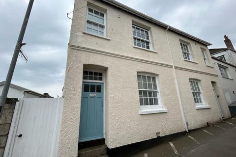 3 bedroom semi-detached house to rent, Fish Strand Hill, Falmouth