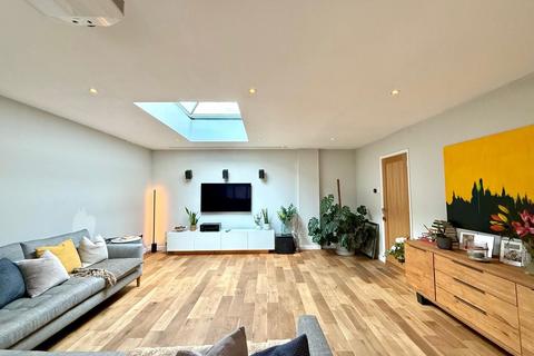 24 Ashwell Close, Swindon, SN3 1DY