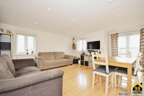 35 Weston Drive, Caterham, CR3 5XY