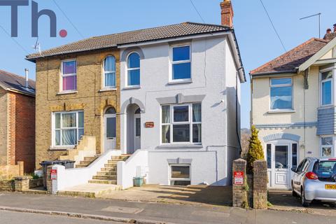 4 bedroom semi-detached house for sale, Ryde PO33