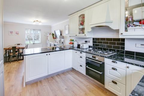 3 bedroom detached house for sale, Hophurst Drive, Crawley Down, RH10