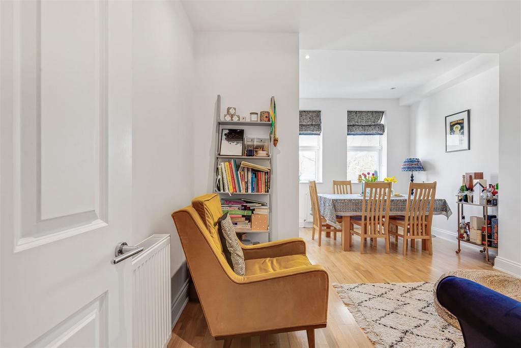 James anderson-36c santos road-putney  6 .jpg