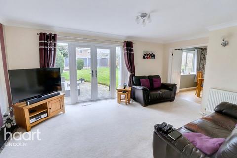 4 bedroom detached house for sale, Syston Grove, Lincoln