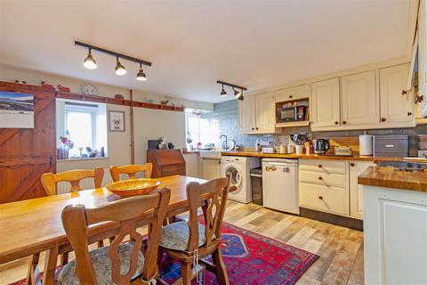 2 bedroom semi-detached house for sale, Holt Road, Hackney, Matlock