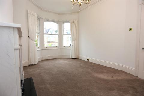 2 bedroom flat to rent, Ranelagh Villas, Hove