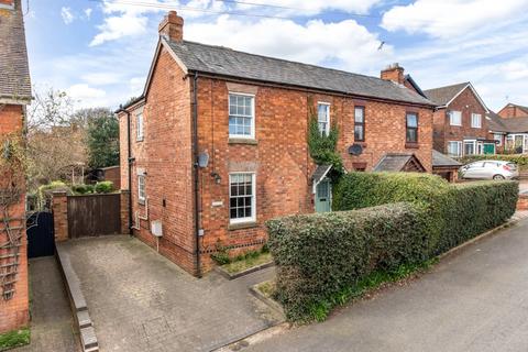 3 bedroom semi-detached house for sale, Hawthorn Road, Bromsgrove, Worcestershire, B61