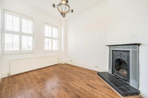 2 bedroom flat to rent, Lyham Road, London SW2