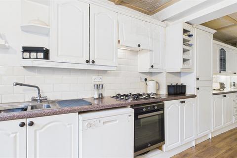undefined, Grovedale Close, Cheshunt