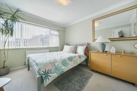 238 Ashburnham Road, Richmond, TW10 7SA