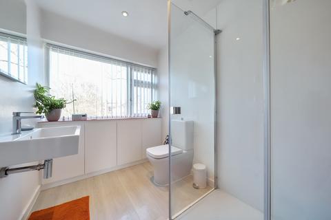 238 Ashburnham Road, Richmond, TW10 7SA