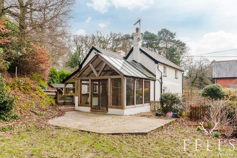 Anvil Cottage Frogham Hill, Frogham, Fordingbridge, SP6 2HW