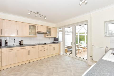 3 bedroom detached house for sale, Bedhampton Road, Havant, Hampshire