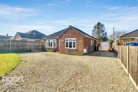 3 bedroom detached bungalow for sale, Yaxham Road, Dereham