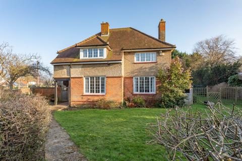 4 bedroom detached house for sale, Broadfield Road, Folkestone, CT20