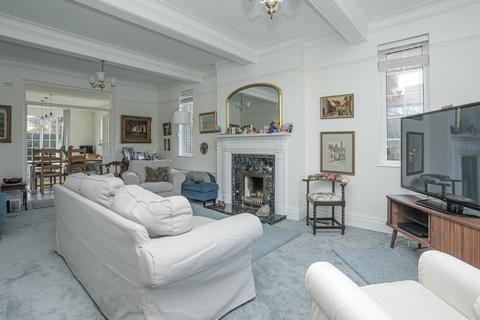 6 Broadfield Road, Folkestone, CT20 2JT