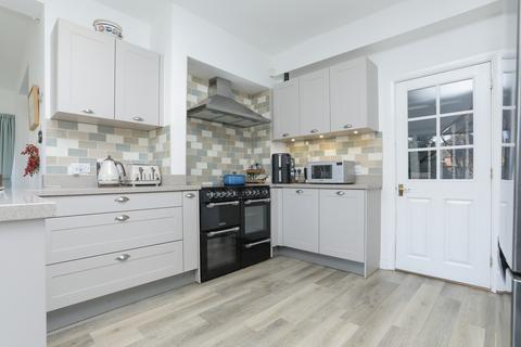 6 Broadfield Road, Folkestone, CT20 2JT