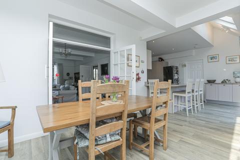 6 Broadfield Road, Folkestone, CT20 2JT