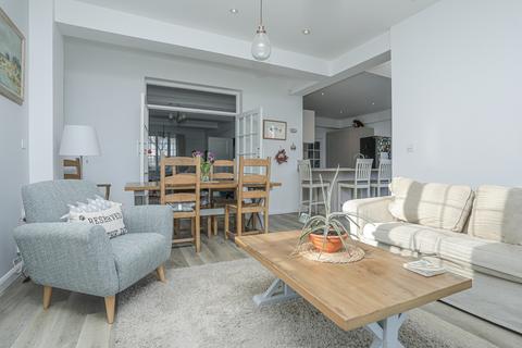 6 Broadfield Road, Folkestone, CT20 2JT