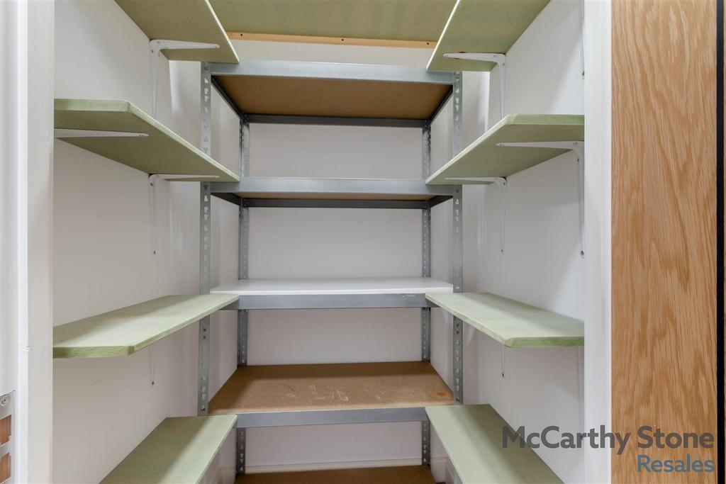 8639131-interior31.jpg