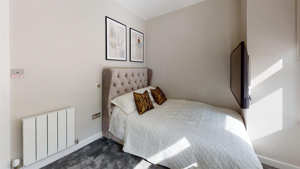 5. Lochaline-Street-Bedroom(5).jpg