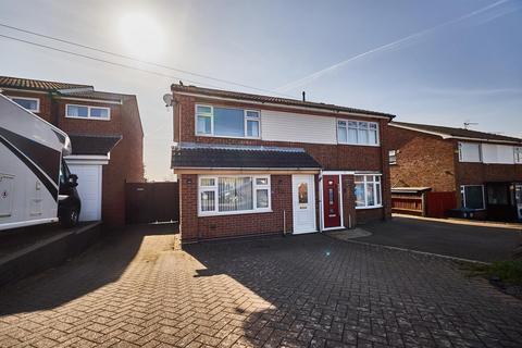 3 bedroom semi-detached house for sale, Seaforth Drive, Hinckley