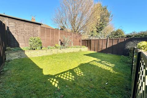 3 bedroom semi-detached house for sale, Ryder Close, Bovingdon HP3