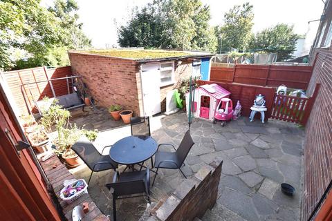 24 Valley Road, Erith, DA8 1BT