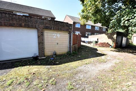 24 Valley Road, Erith, DA8 1BT