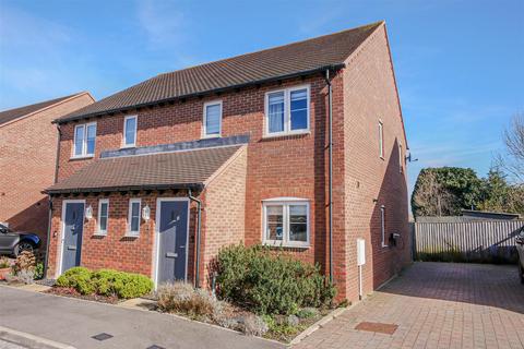 3 bedroom semi-detached house for sale, Walnut Acre, Benson OX10