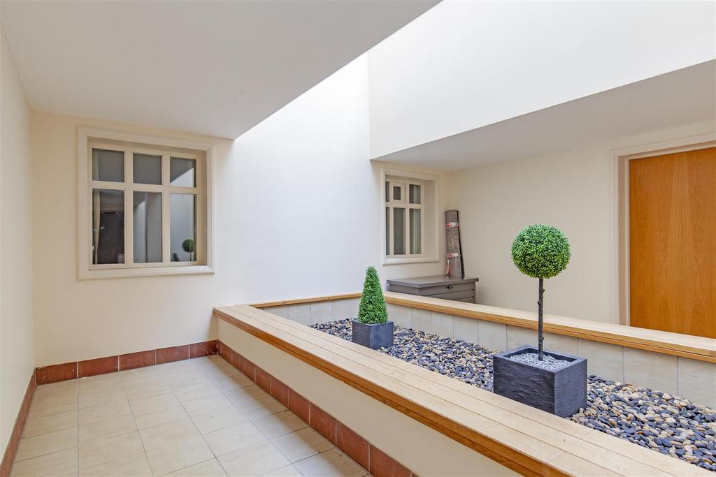 Terrace-1.jpg