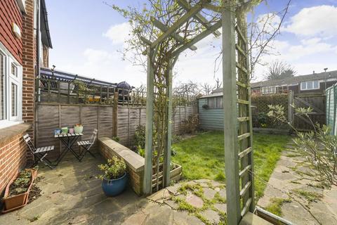 3 bedroom terraced house for sale, Hawthorn Grove, Penge, London, SE20